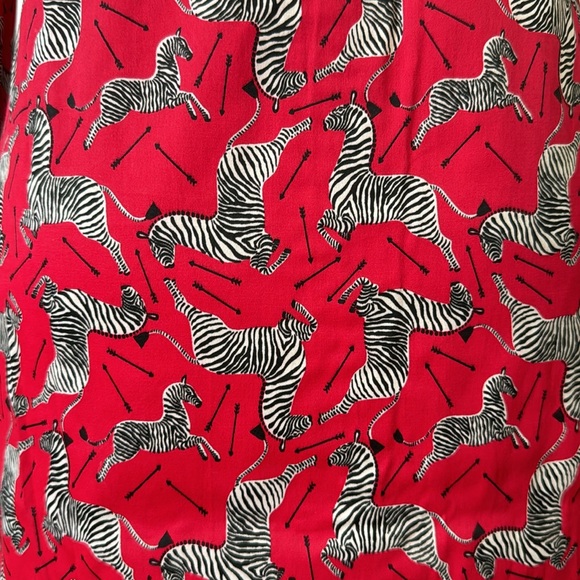 NWT Tizzie red with zebras button down blouse, Sz XS - Picture 6 of 14